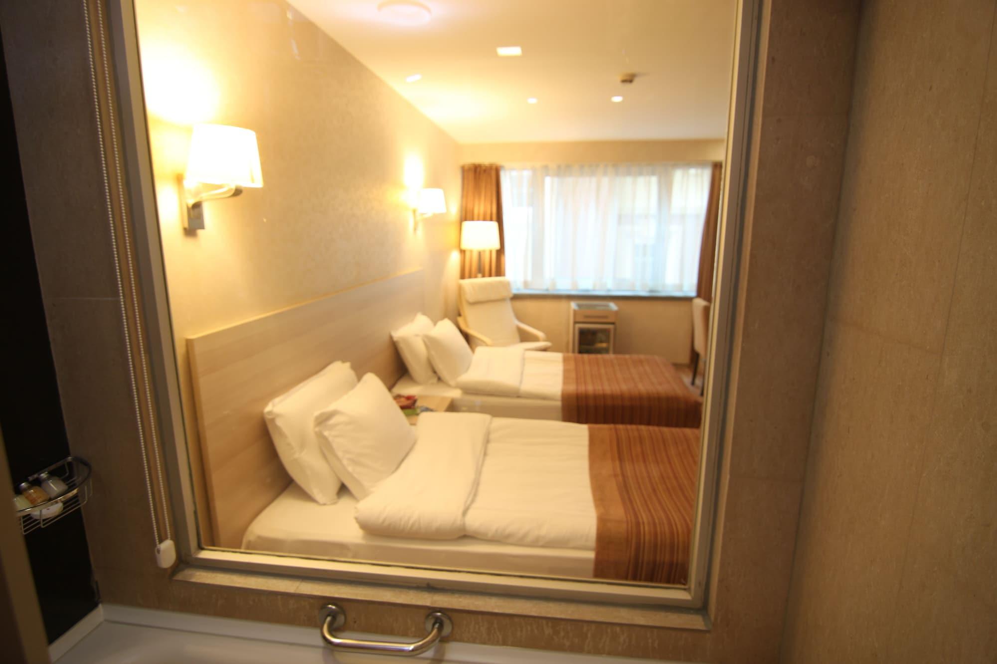 Ramada By Wyndham Ankara Hotel Exterior foto