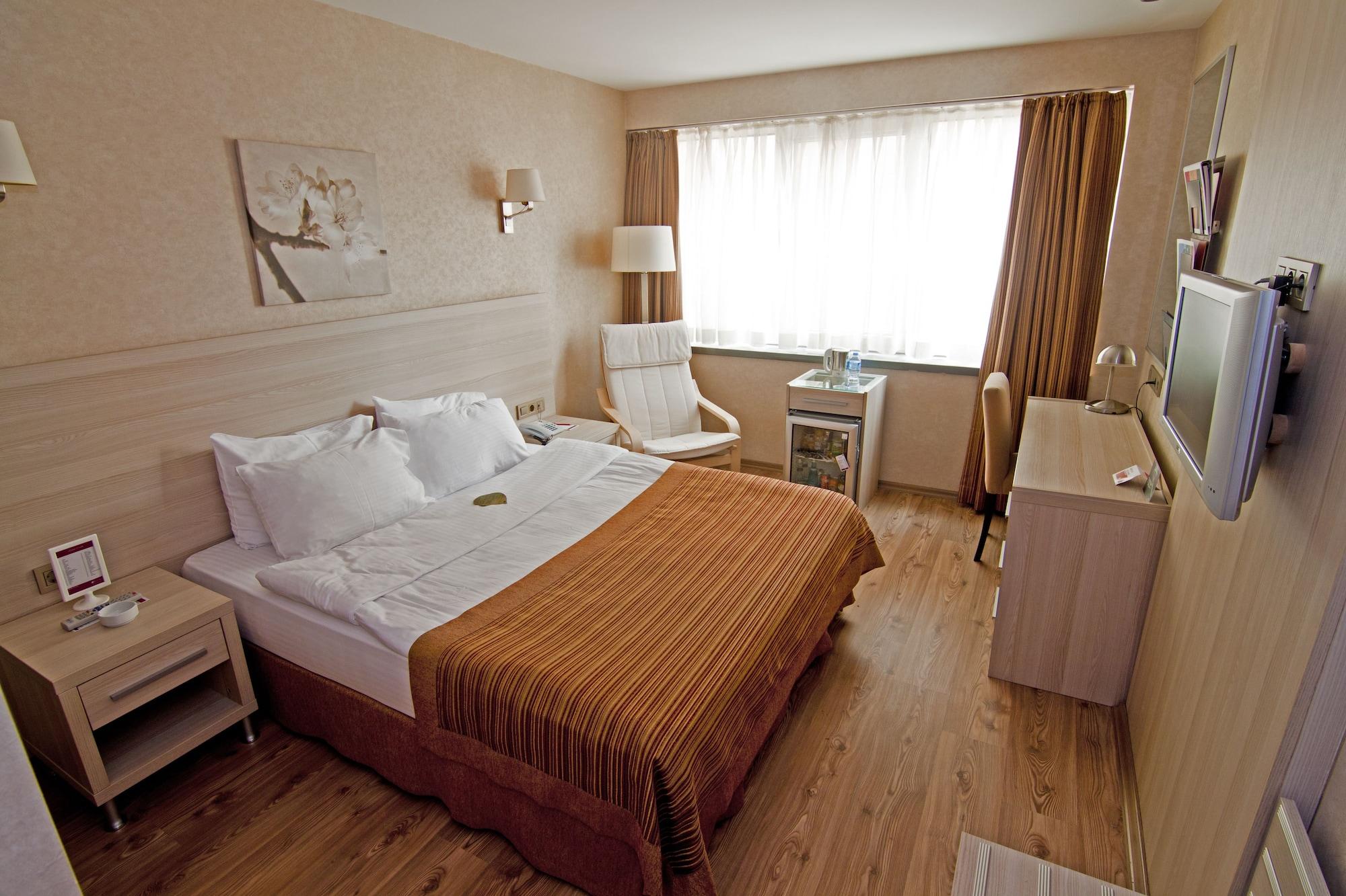 Ramada By Wyndham Ankara Hotel Exterior foto