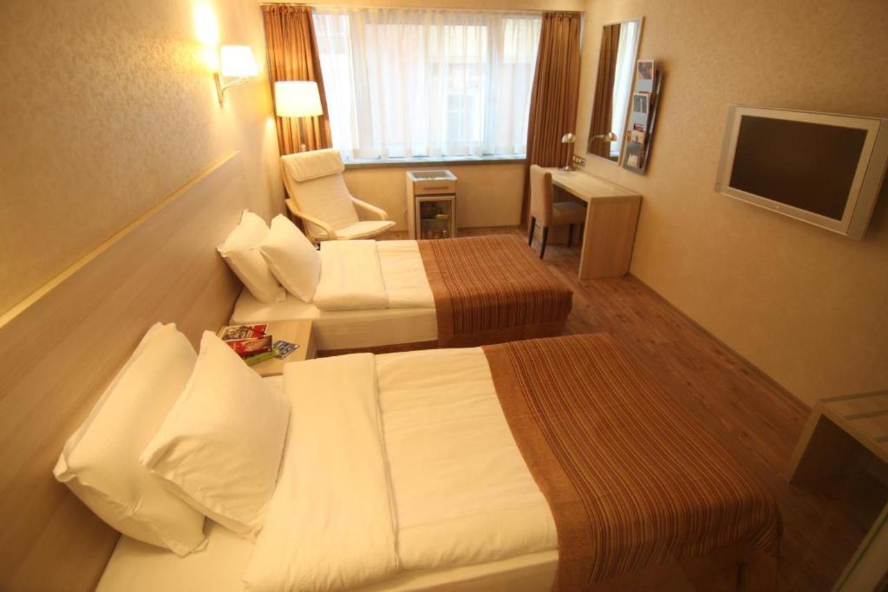 Ramada By Wyndham Ankara Hotel Exterior foto